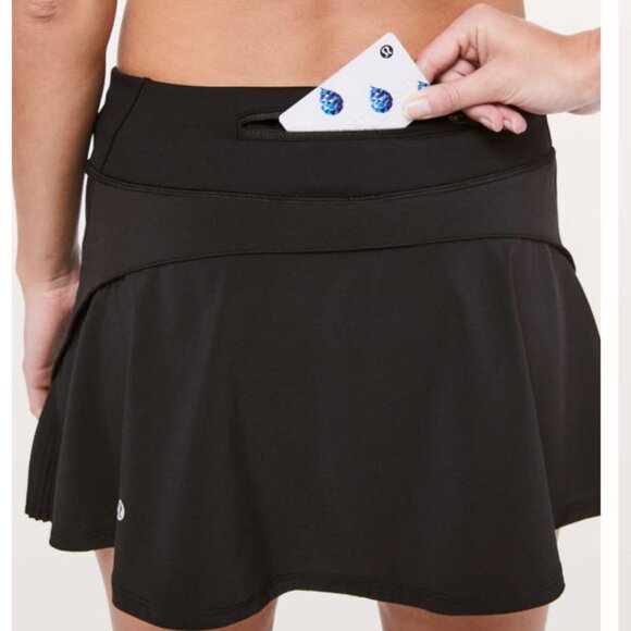 lululemon Play Off The Pleats Teal Blue Shorts Skorts size 4 - Picture 9 of 13